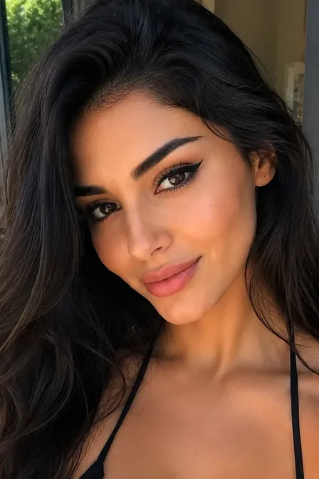 Roya, an example verified LoveJan profile